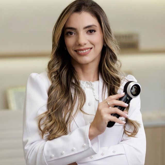 Elisabeth  Silveira, Dermatologista São Paulo