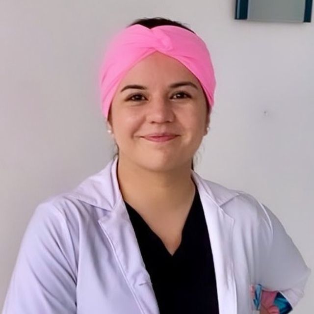 Constanza Ramirez, Dentista Quilpué