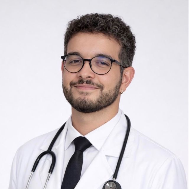 Carlos Alberto De Carvalho Neto, Médico clínico geral Aracaju