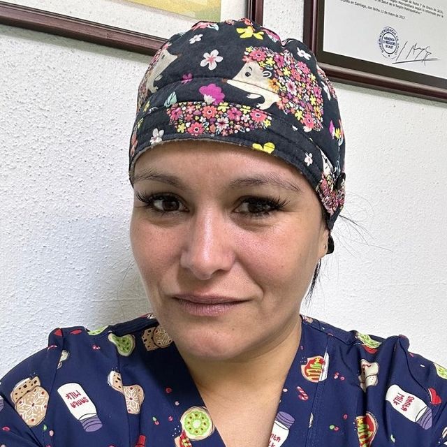 Karen Monrroy Sanhueza, Podólogo Santiago