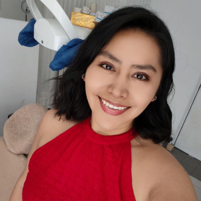 Madelei Vargas Mendoza, Dentista Moquegua
