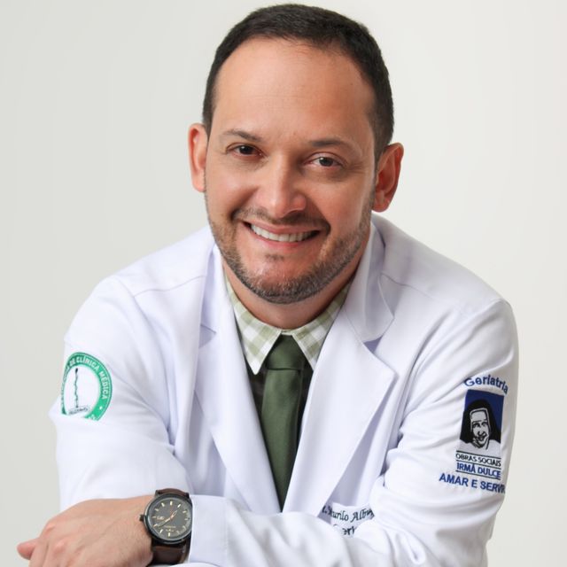 Murilo Albuquerque Reis, Geriatra Feira de Santana