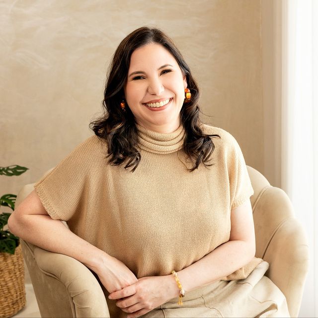 Carolina  Supino, Cirurgião pediátrico São José dos Campos