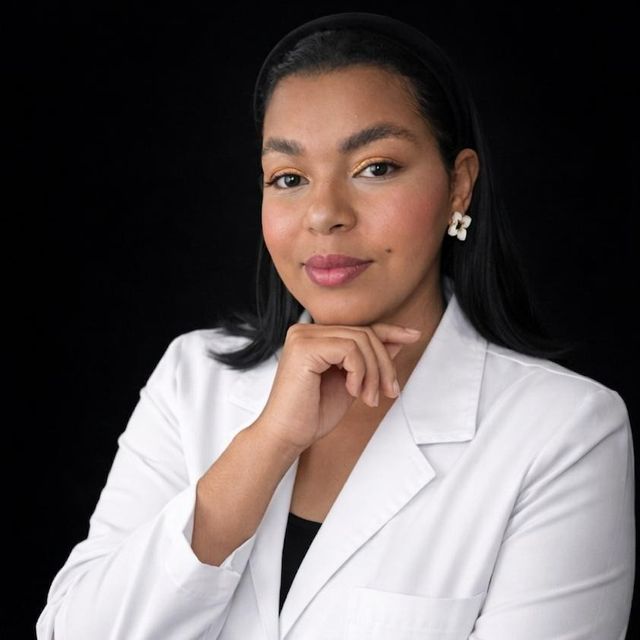 Julia Calisto, Fisioterapeuta Armação dos Búzios