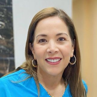 Dra. Adriana Stella Labrador Rincón