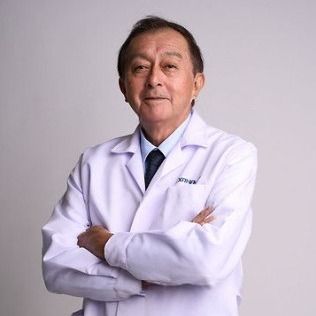 Carlos Fernando Ruiz Semba, Traumatólogo y Ortopedista Lince