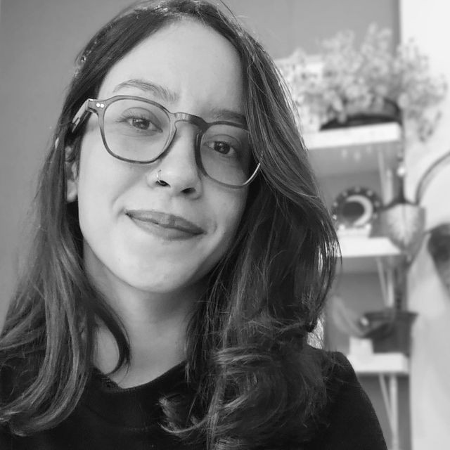 Íris Soares, Psicólogo Curitiba