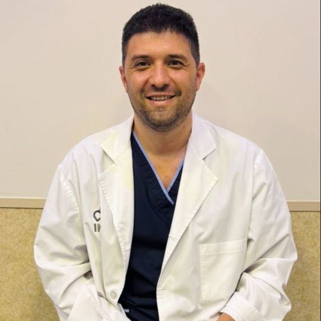 Fabricio Gustavo Cruseño, Urólogo Rosario