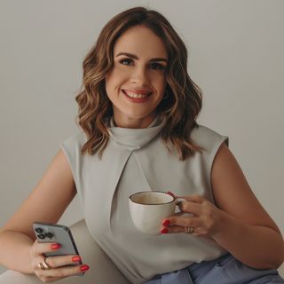 Aline  Cardoso Longo Cazerta , Nutricionista Araçatuba