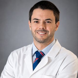 Dr. Roberto Olmos Borzone