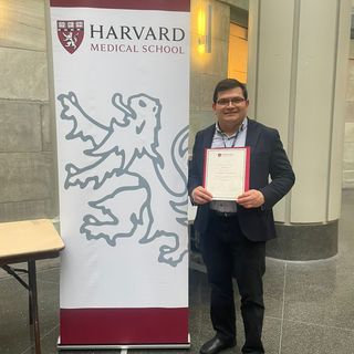 Dr. Javier Galvis Ramírez