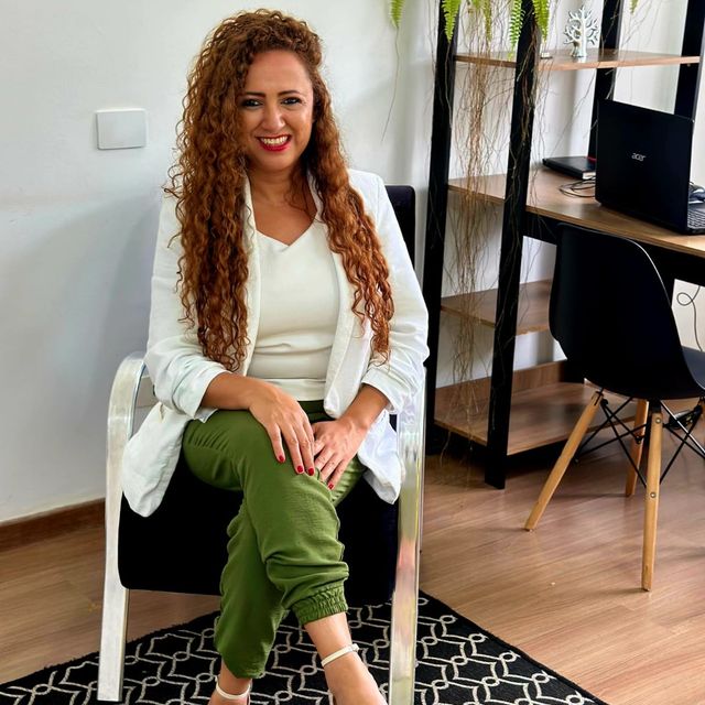 Fernanda Carneiro, Psicólogo Nova Londrina