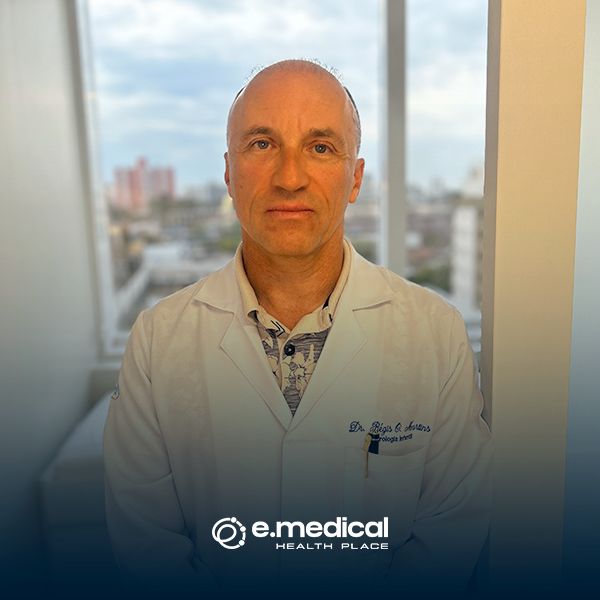 Regis Osorio Martins, Neurologista pediátrico Porto Alegre