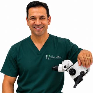 Regis Augusto Aleixo Alves, Dentista Goiânia