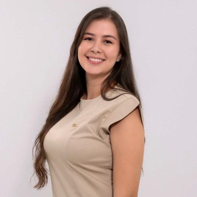 Maria Alejandra Hincapié Giraldo, Odontólogo Quimbaya