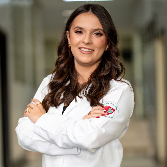 Beatriz  Araujo Conrado, Hepatologista Curitiba