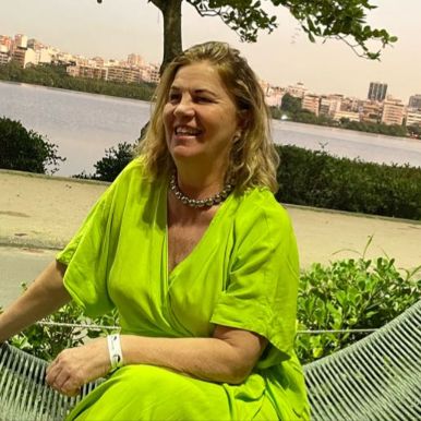 Elina Pietrani, Psicólogo Niterói