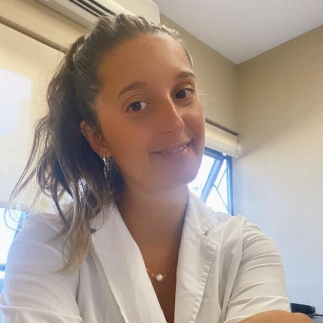 Nadia De Marco, Médico clínico Capital Federal