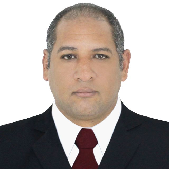 Lazaro Francisco Payarés Martínez, Nefrólogo Cajamarca