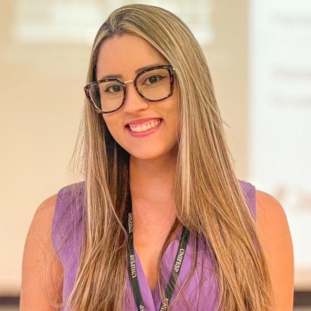 Andressa Estógio, Fisioterapeuta São Paulo