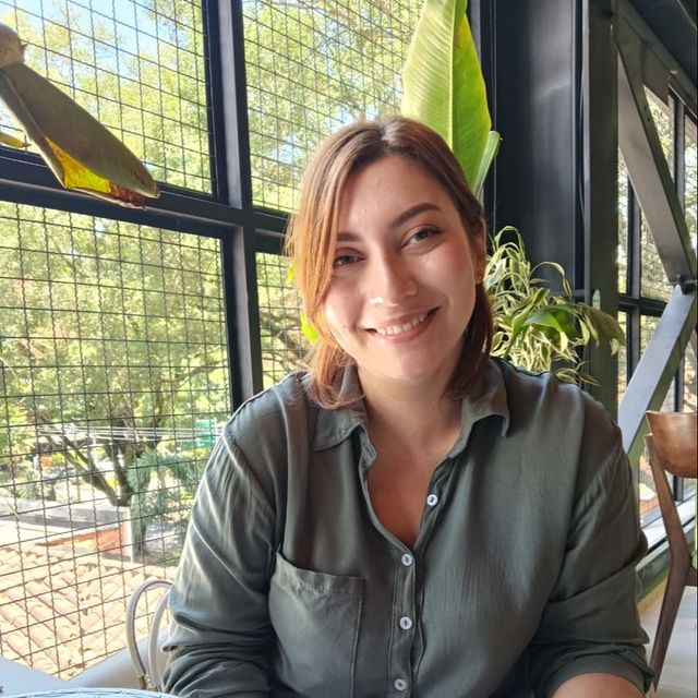 Mayra  Navarro Gutiérrez , Médico general La Estrella