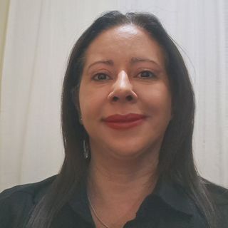 Dra. Érica Cristina França