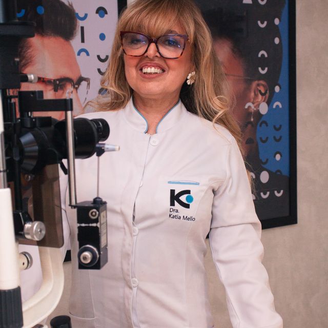 Katia Mello, Oftalmologista Duque de Caxias