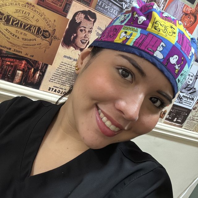 Estefania Orozco Santa, Odontólogo Medellín
