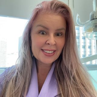 Dra. Juliana Perrone
