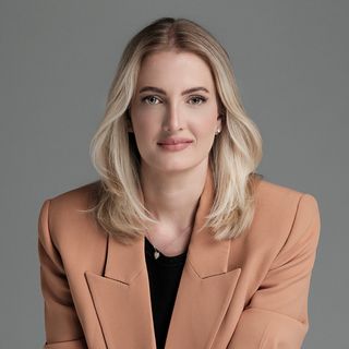 Tamara Vanzela, Dermatologista Maringá