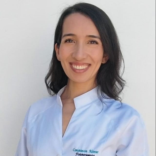 Constanza  Deyanu ALvear Pérez, Fisioterapeuta Campinas