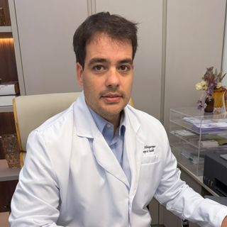 Guilherme Albuquerque Vasconcelos, Ortopedista - Traumatologista Ipatinga