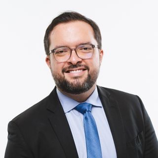 Dr. William Boavista