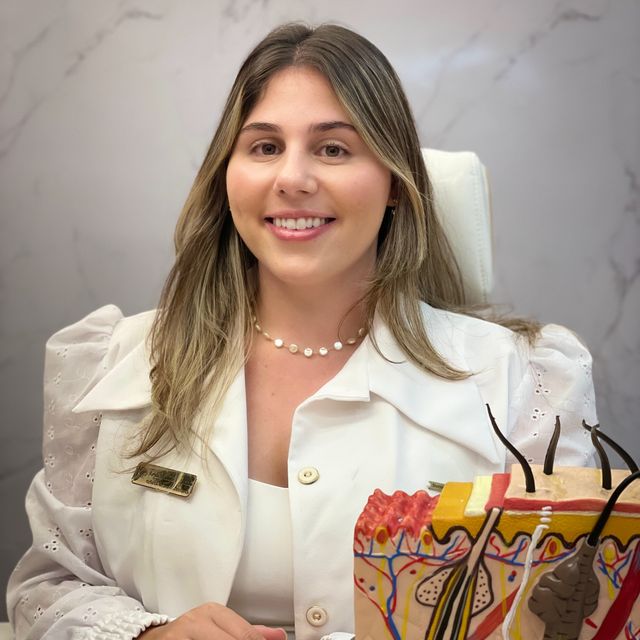 Letícia Azevedo Gazzi, Médico clínico geral São José dos Campos