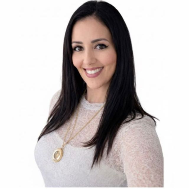 Anna Abreu, Psicanalista Salvador