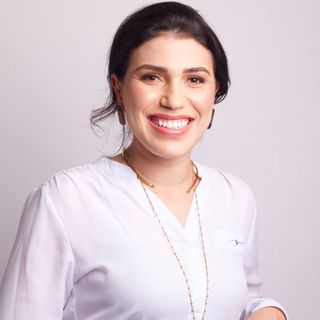 Camila  Pessoa, Dentista Natal
