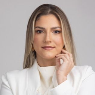 Sâmia Duarte Simão, Ginecologista Fortaleza