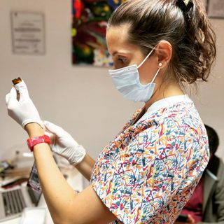 Acercar imagen: Mariana Castro, Dermatólogo Capital Federal