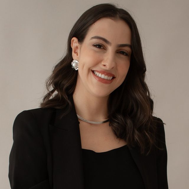 Luiza Vale Coelho, Cirurgião buco-maxilo-facial Belo Horizonte