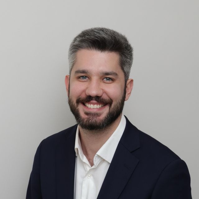 Rafael  Sponchiado Cavallieri, Dentista Botucatu