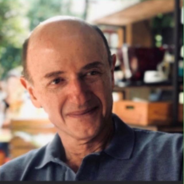 Charles Schmidt, Médico clínico geral São Paulo