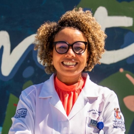 Camila Lamb de Medeiros, Geriatra Porto Alegre