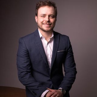 Ampliar imagem: Daniel Kaam, Cirurgião plástico Campinas