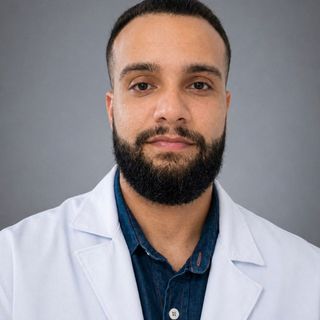 Dr. Guilherme Lucas Ferreira da Silva