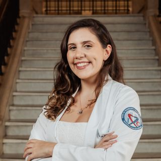 Julia de Barros Negri Ferreira , Cardiologista Rio de Janeiro