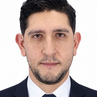 Dr. Oscar Muñoz