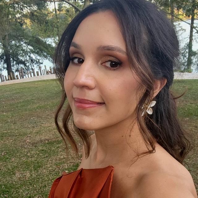 Isabela  de Aguiar Magri Dias, Ginecologista Curitiba