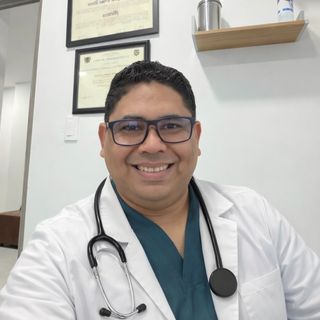 Dr. Rodrigo Jose Ochoa Alvear
