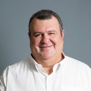 Ampliar imagem: Issam Fares Junior, Médico do trabalho Três Lagoas