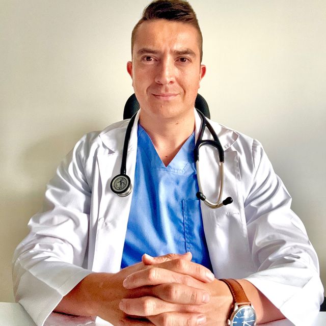 Sebastián Rojas Pava, Internista Bogotá